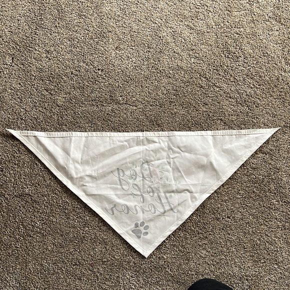 NWOT Dog of Honor Bandana - Picture 3 of 3